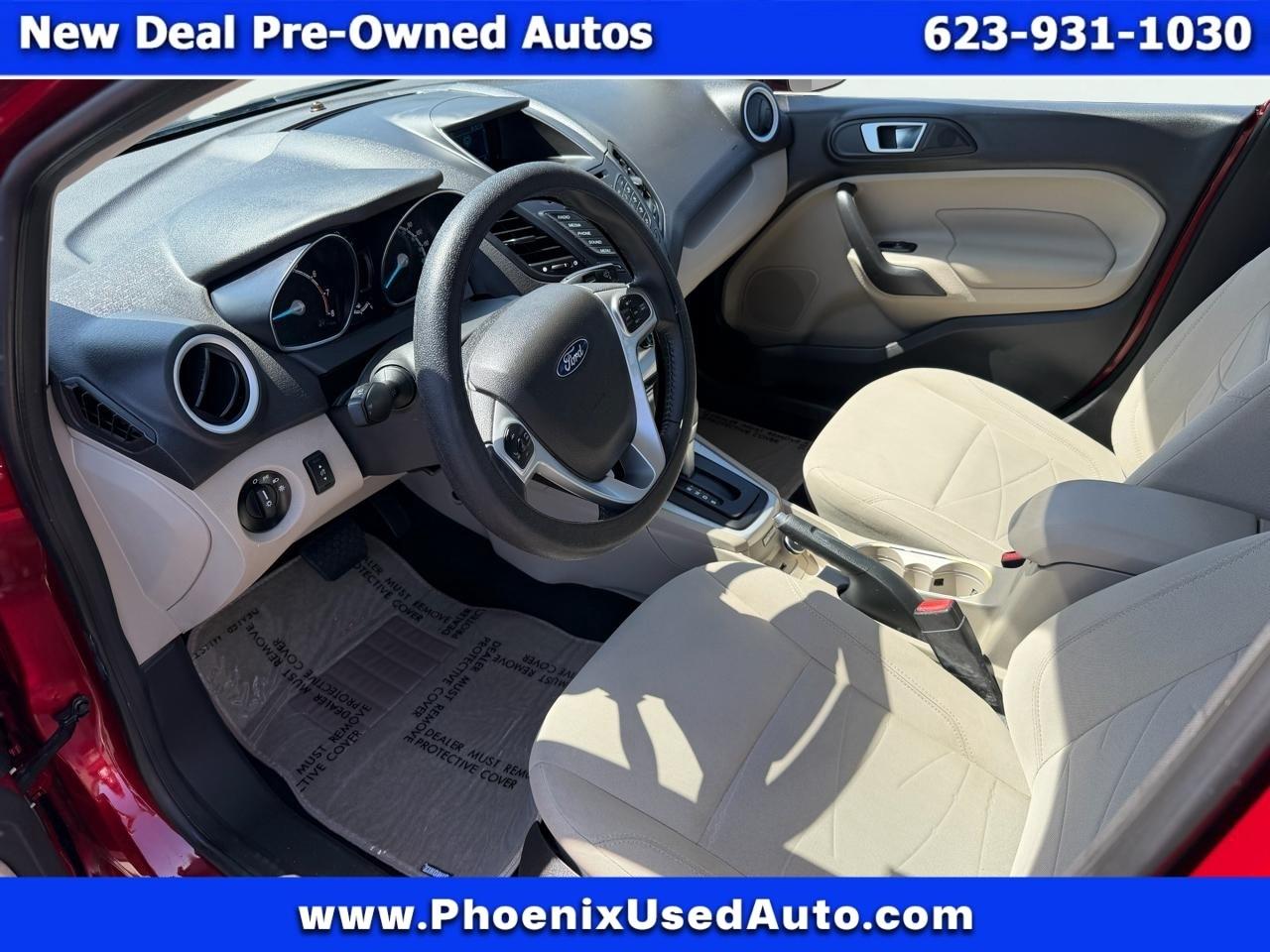 Ford Fiesta SE Sedan 2014