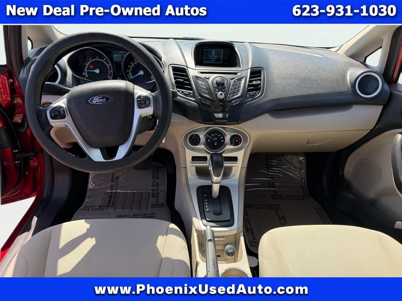 Ford Fiesta SE Sedan 2014