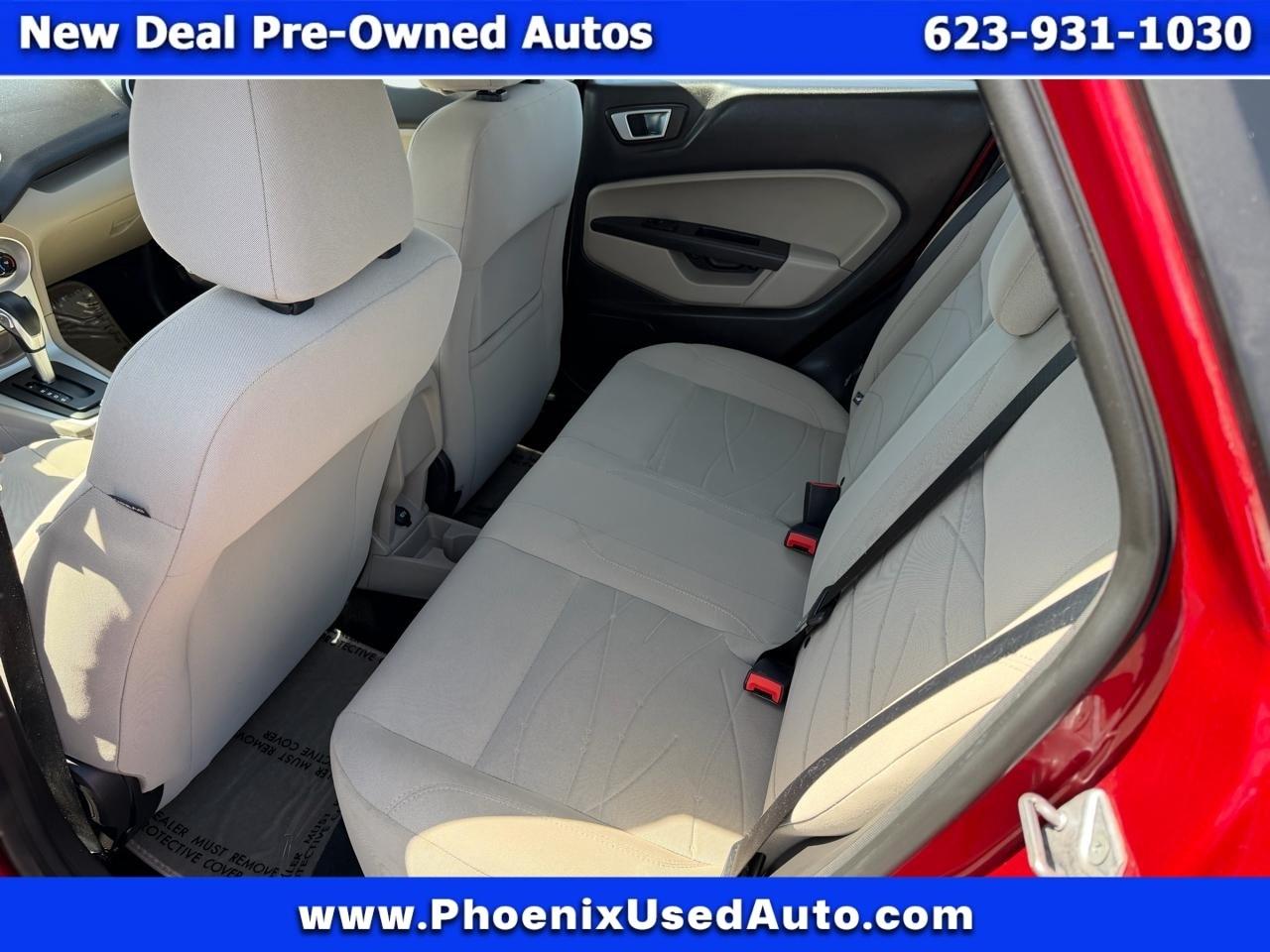 Ford Fiesta SE Sedan 2014