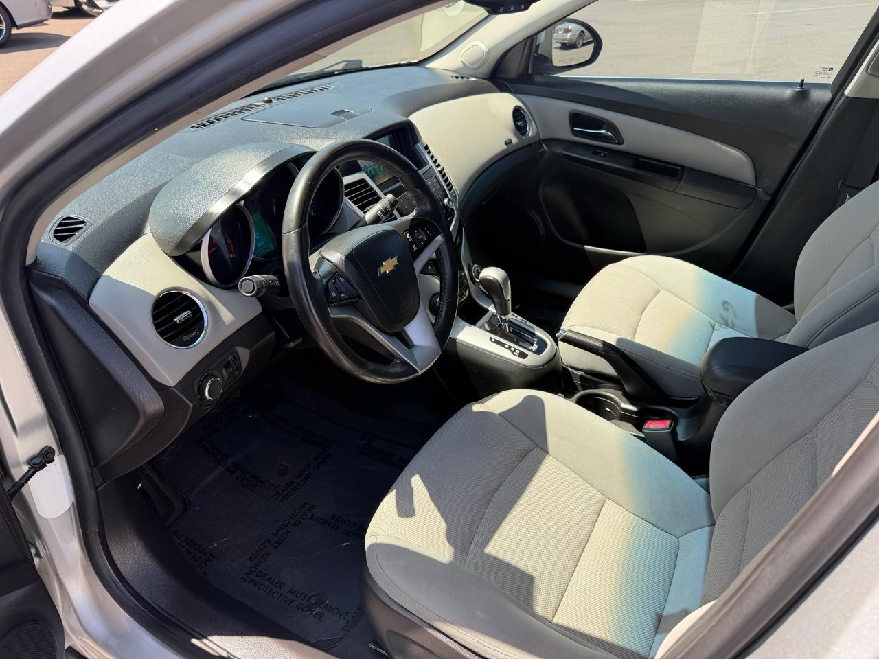 Chevrolet Cruze 1LT Auto 2013