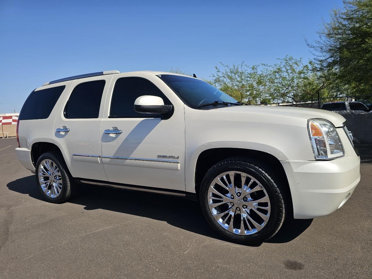 GMC Yukon Denali 2WD 2012