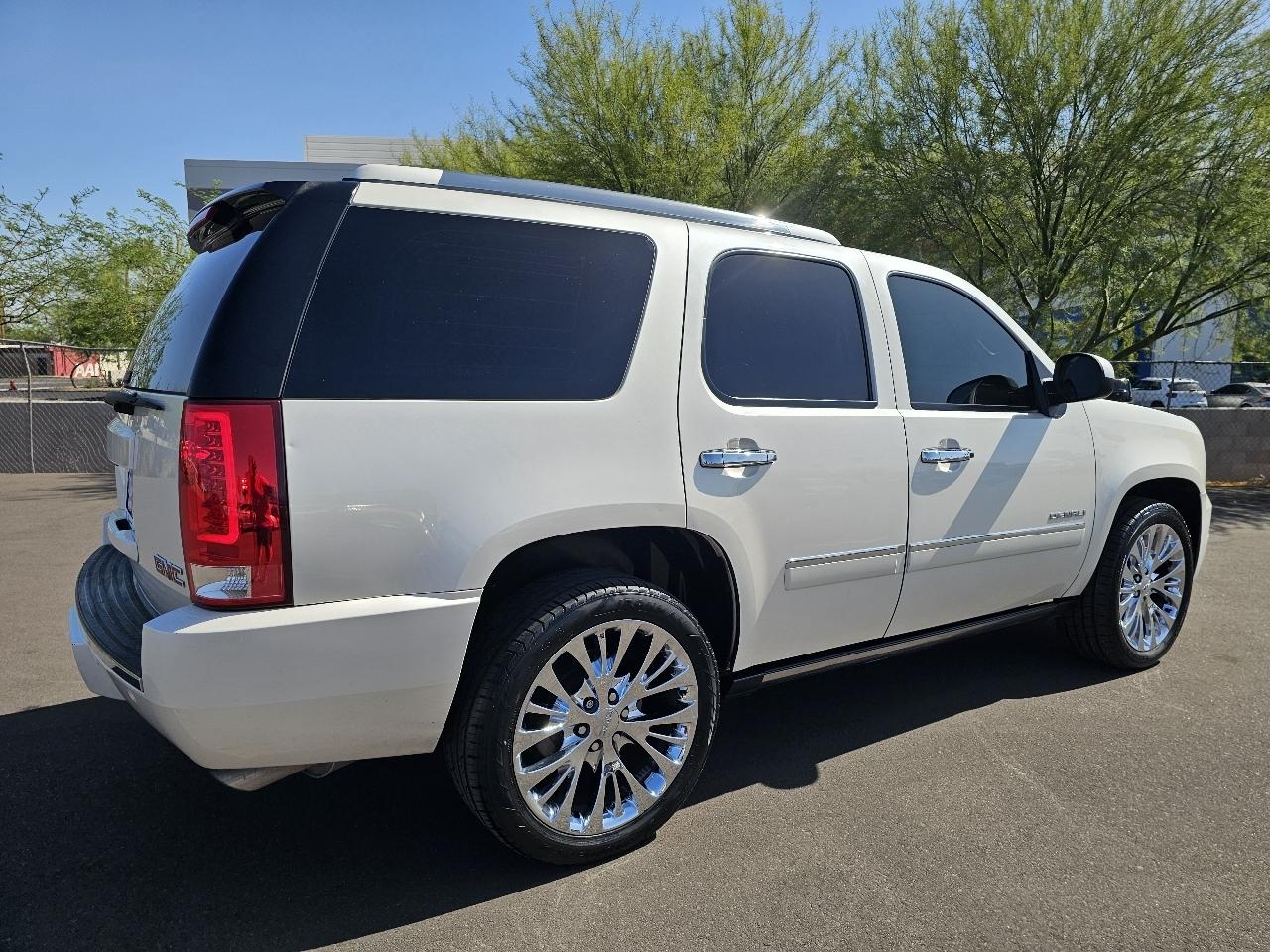GMC Yukon Denali 2WD 2012
