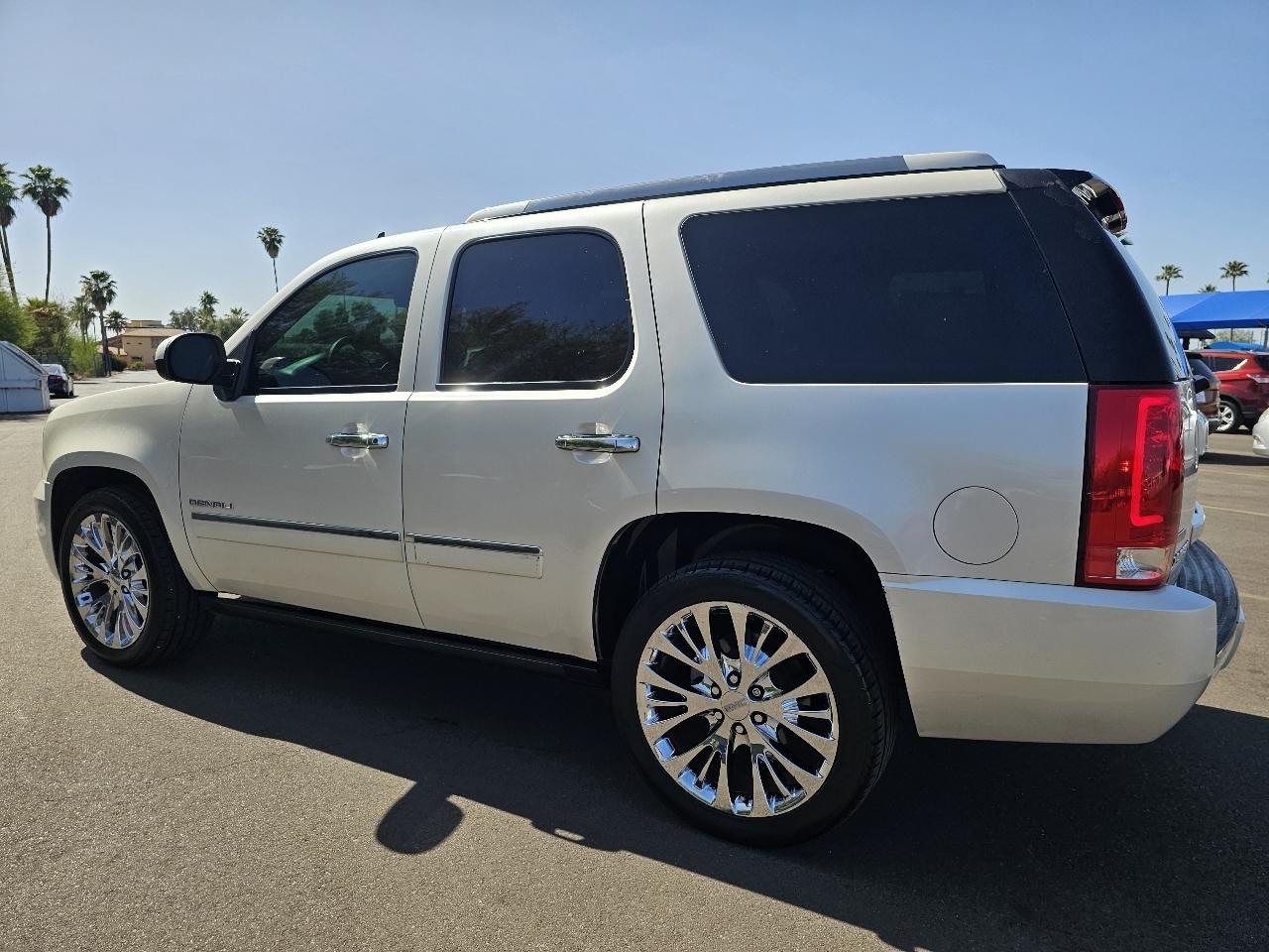 GMC Yukon Denali 2WD 2012
