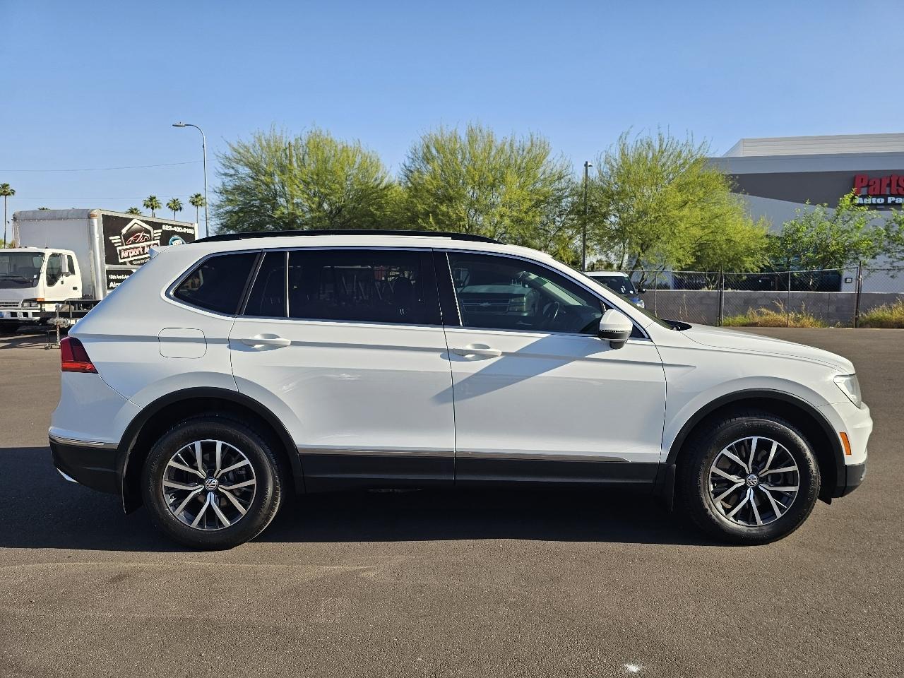 Volkswagen Tiguan SE 2018