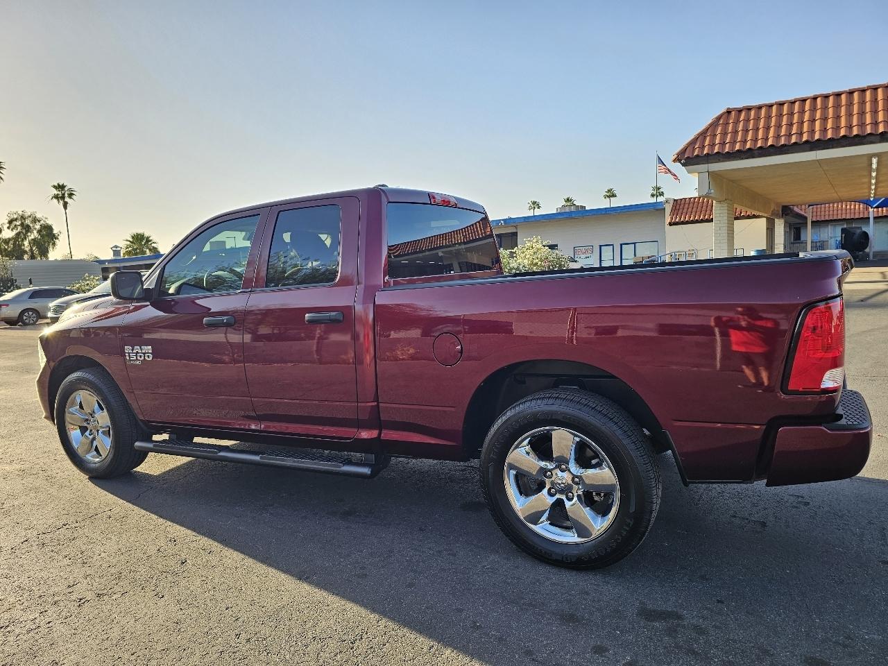 RAM 1500 Classic Tradesman Quad Cab 2WD 2019