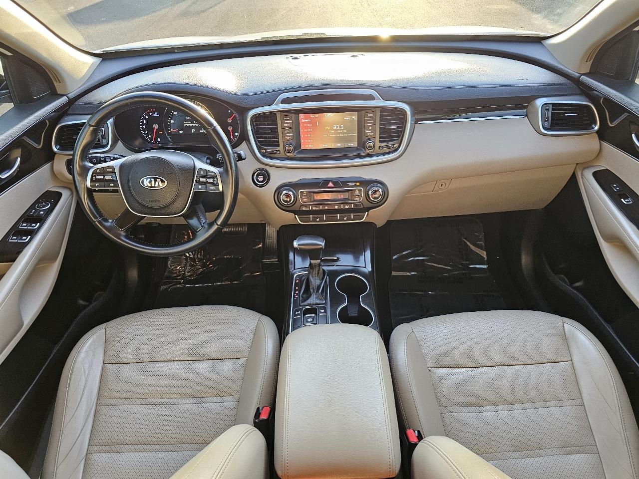 Kia Sorento EX V6 2WD 2020