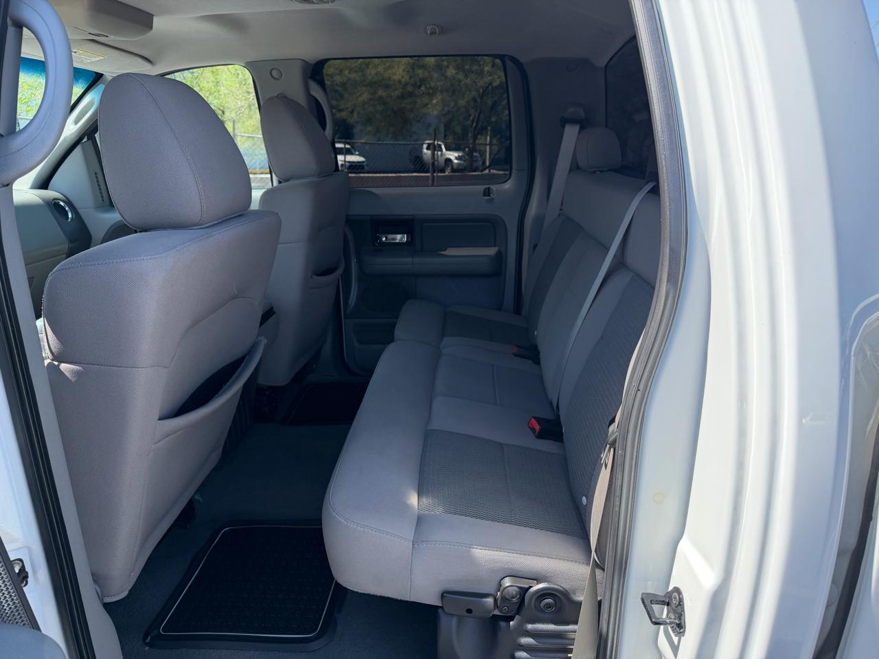 Ford F-150 2WD SuperCrew 139" XLT 2006