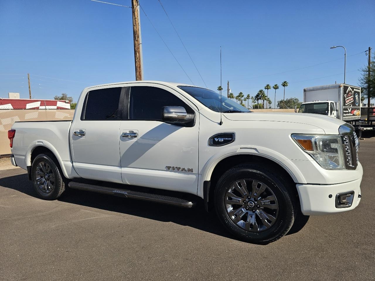 Nissan Titan Platinum Reserve 2WD 2017