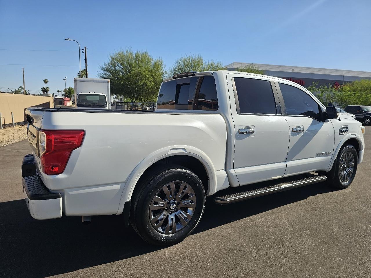 Nissan Titan Platinum Reserve 2WD 2017