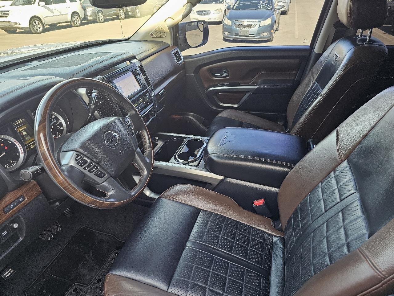 Nissan Titan Platinum Reserve 2WD 2017