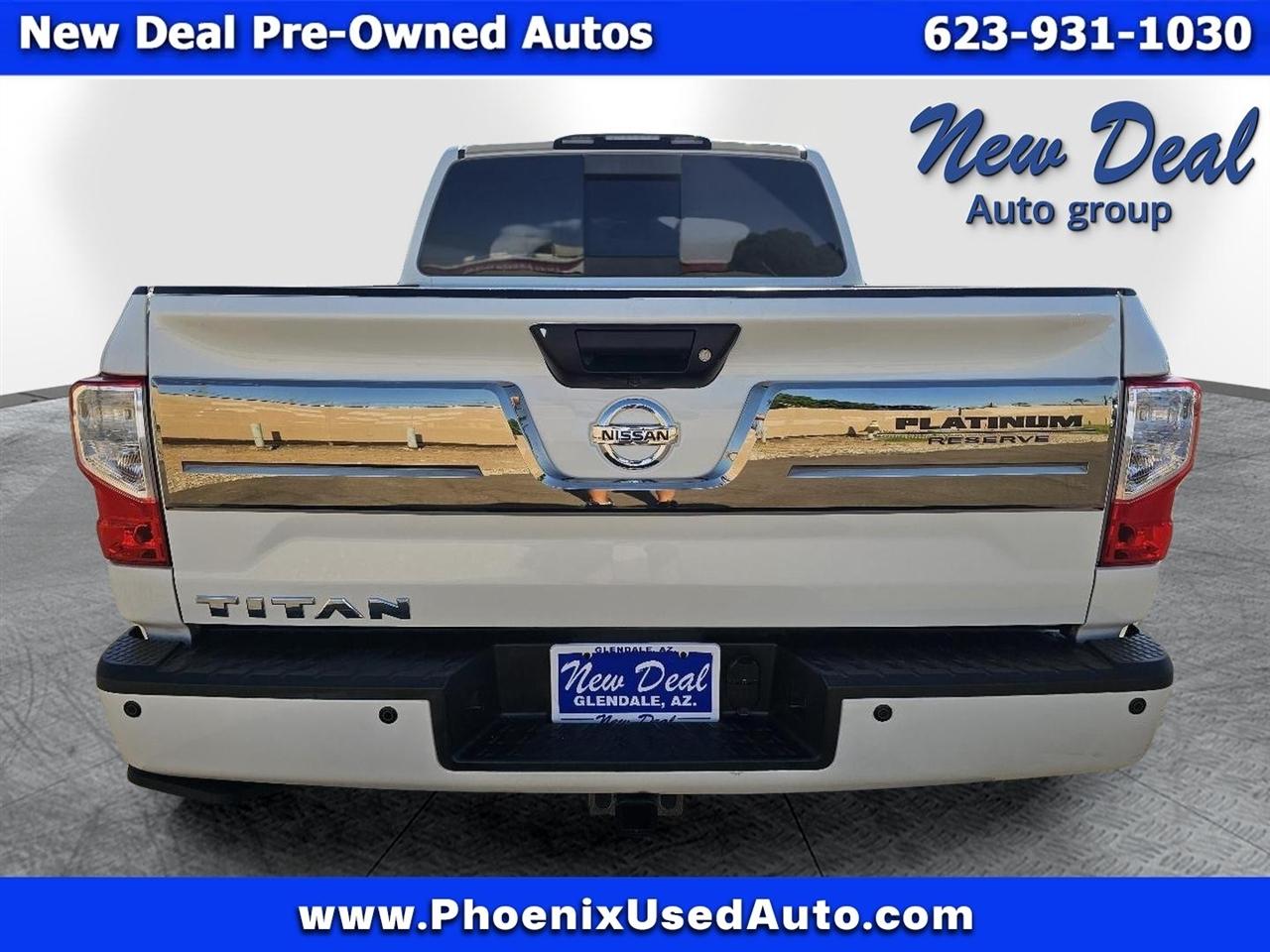 Nissan Titan Platinum Reserve 2WD 2017