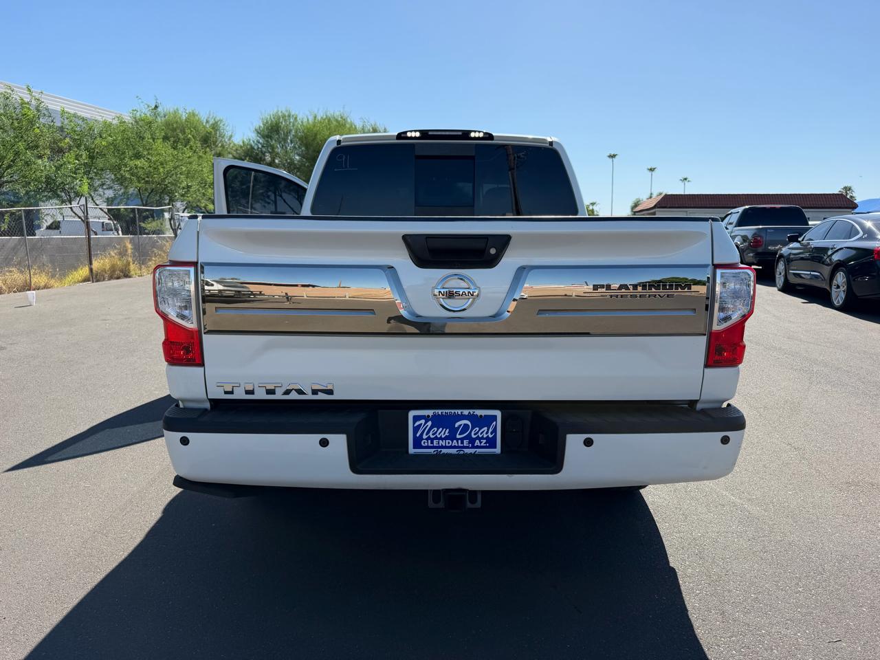 Nissan Titan Platinum Reserve 2WD 2017