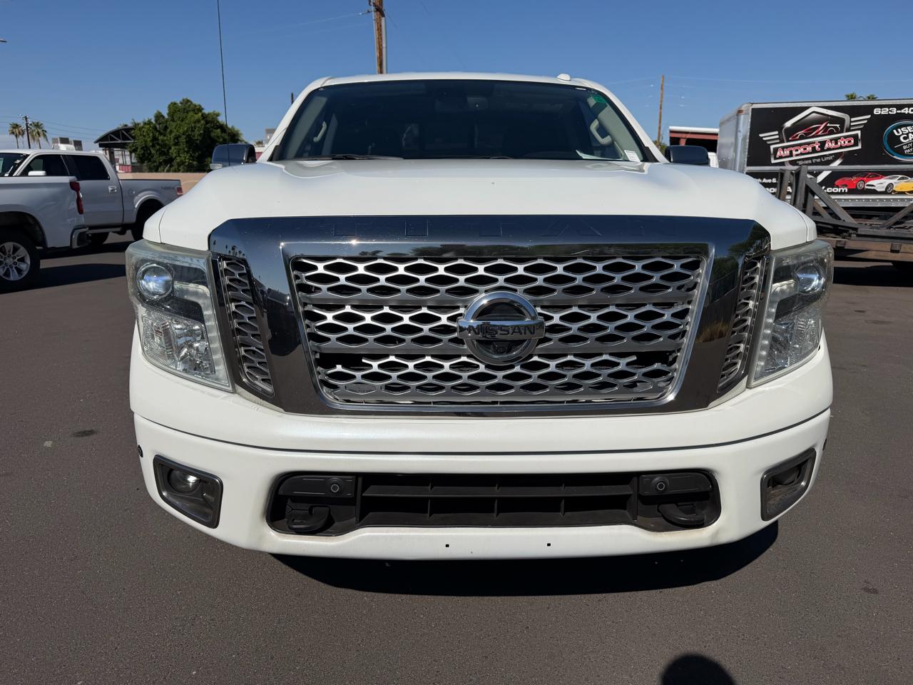 Nissan Titan Platinum Reserve 2WD 2017