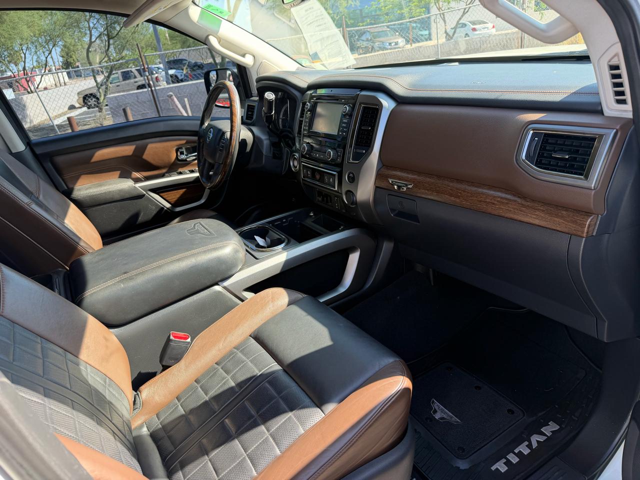 Nissan Titan Platinum Reserve 2WD 2017