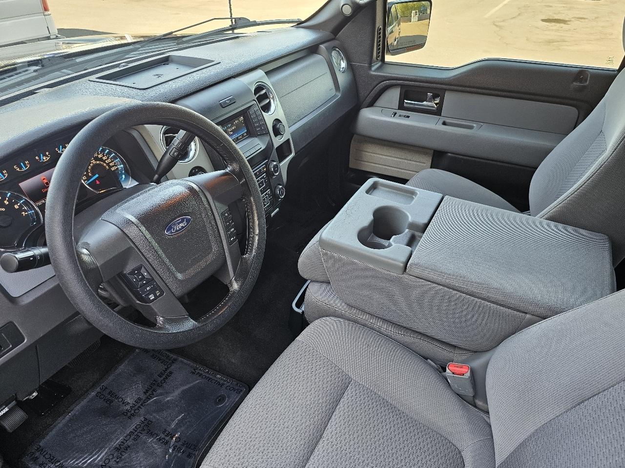 Ford F-150 XLT 2WD 2013