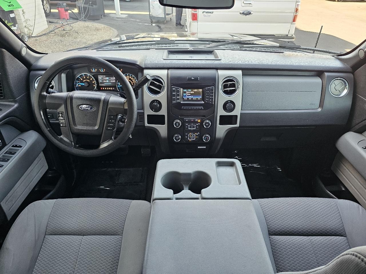 Ford F-150 XLT 2WD 2013