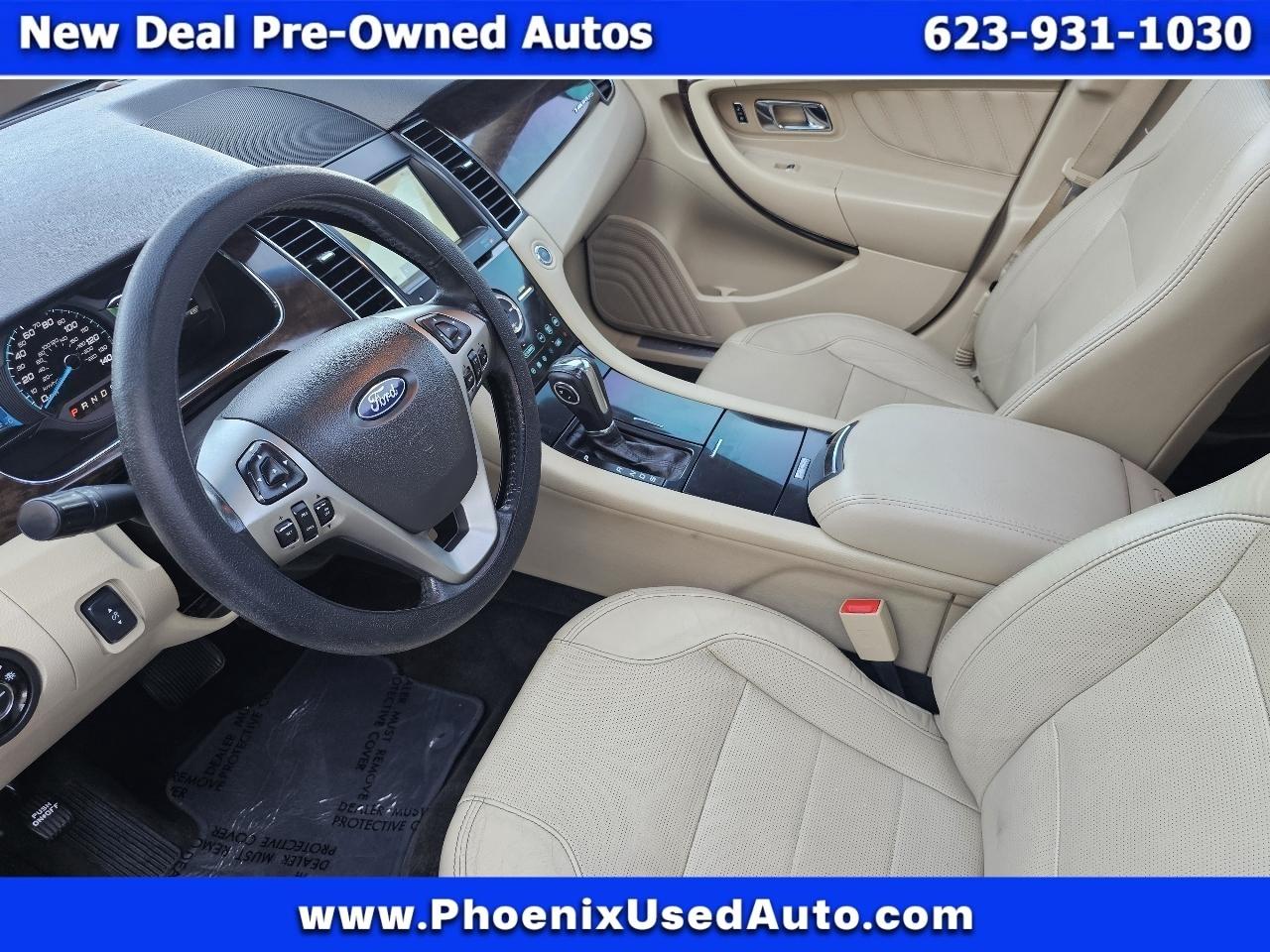 Ford Taurus Limited FWD 2015