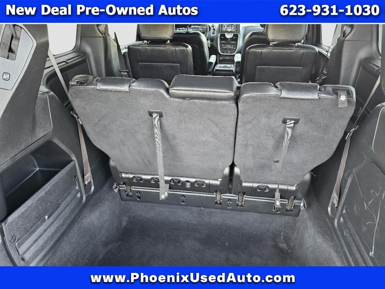 Chrysler Town & Country S 2015