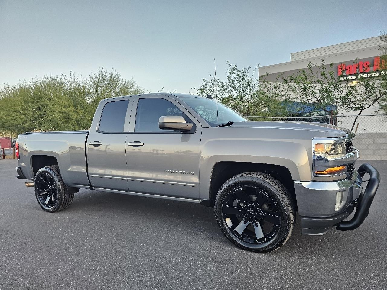 Chevrolet Silverado 1500 LT1 4WD 2017