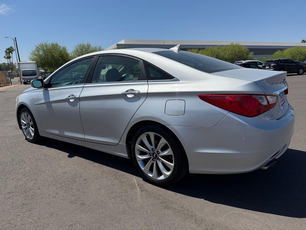 Hyundai Sonata Limited Auto 2011