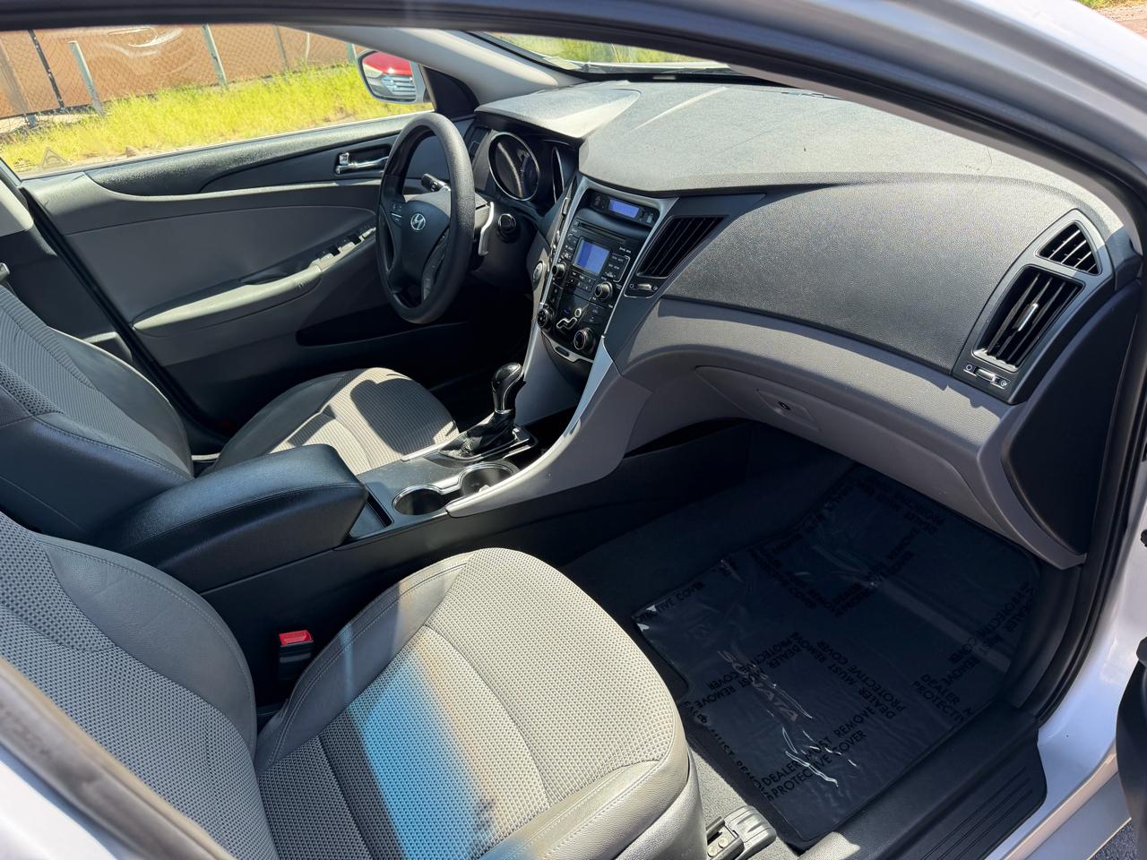 Hyundai Sonata Limited Auto 2011