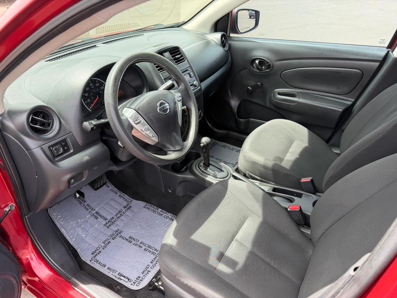 Nissan Versa 1.6 S 5M 2017