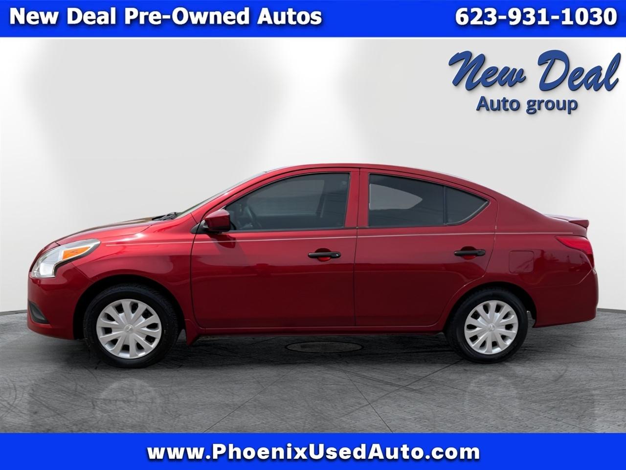 Nissan Versa 1.8 S 2017