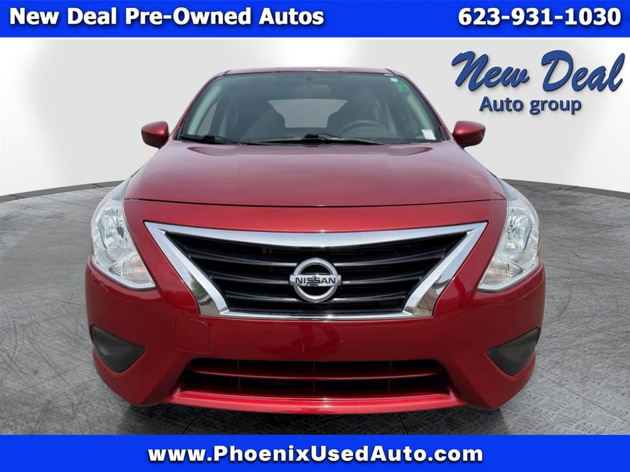 Nissan Versa 1.8 S 2017