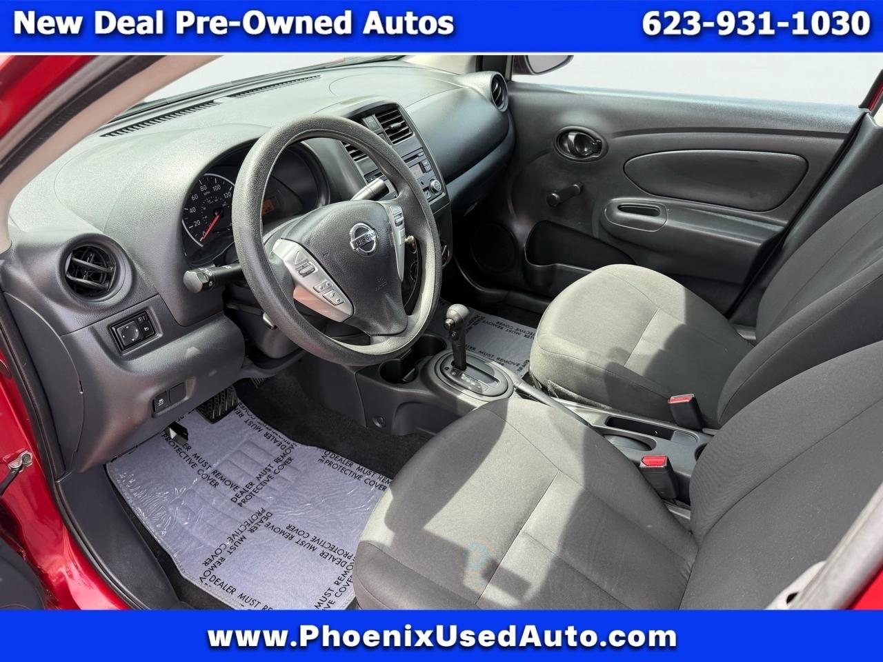 Nissan Versa 1.8 S 2017