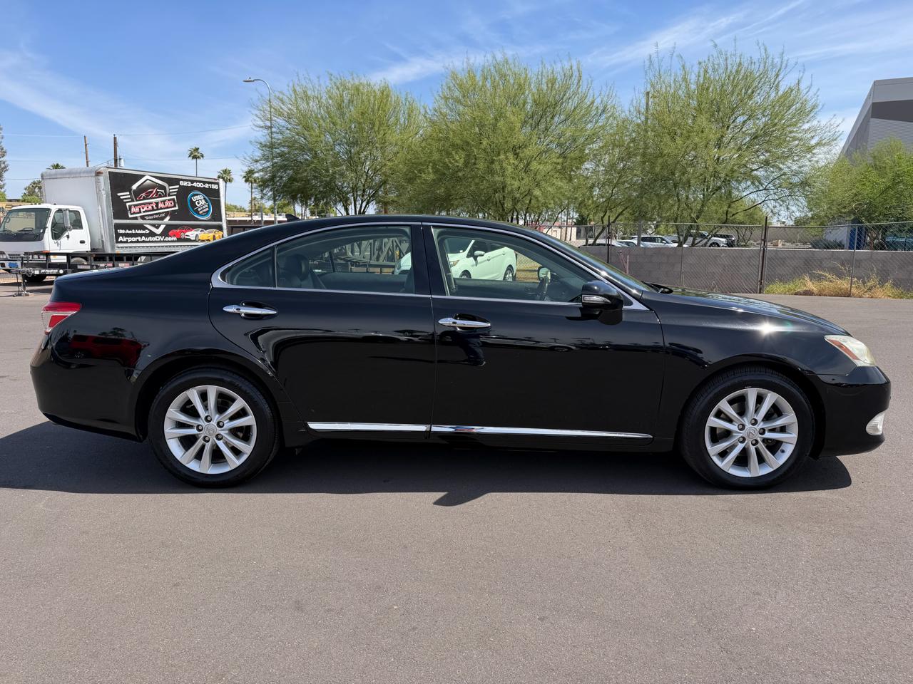 Lexus ES 350 Sedan 2012