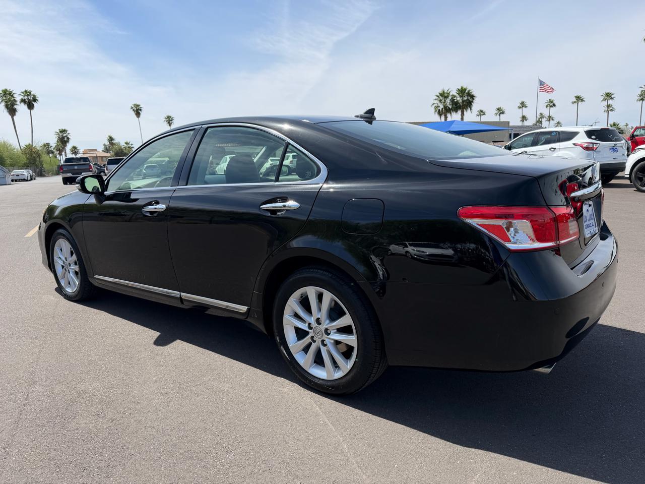 Lexus ES 350 Sedan 2012