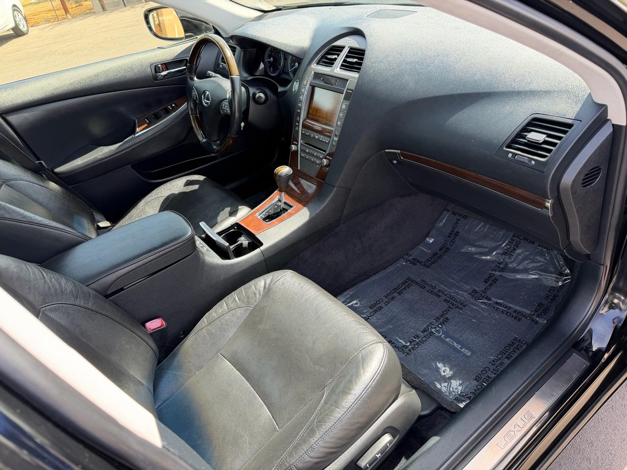 Lexus ES 350 Sedan 2012