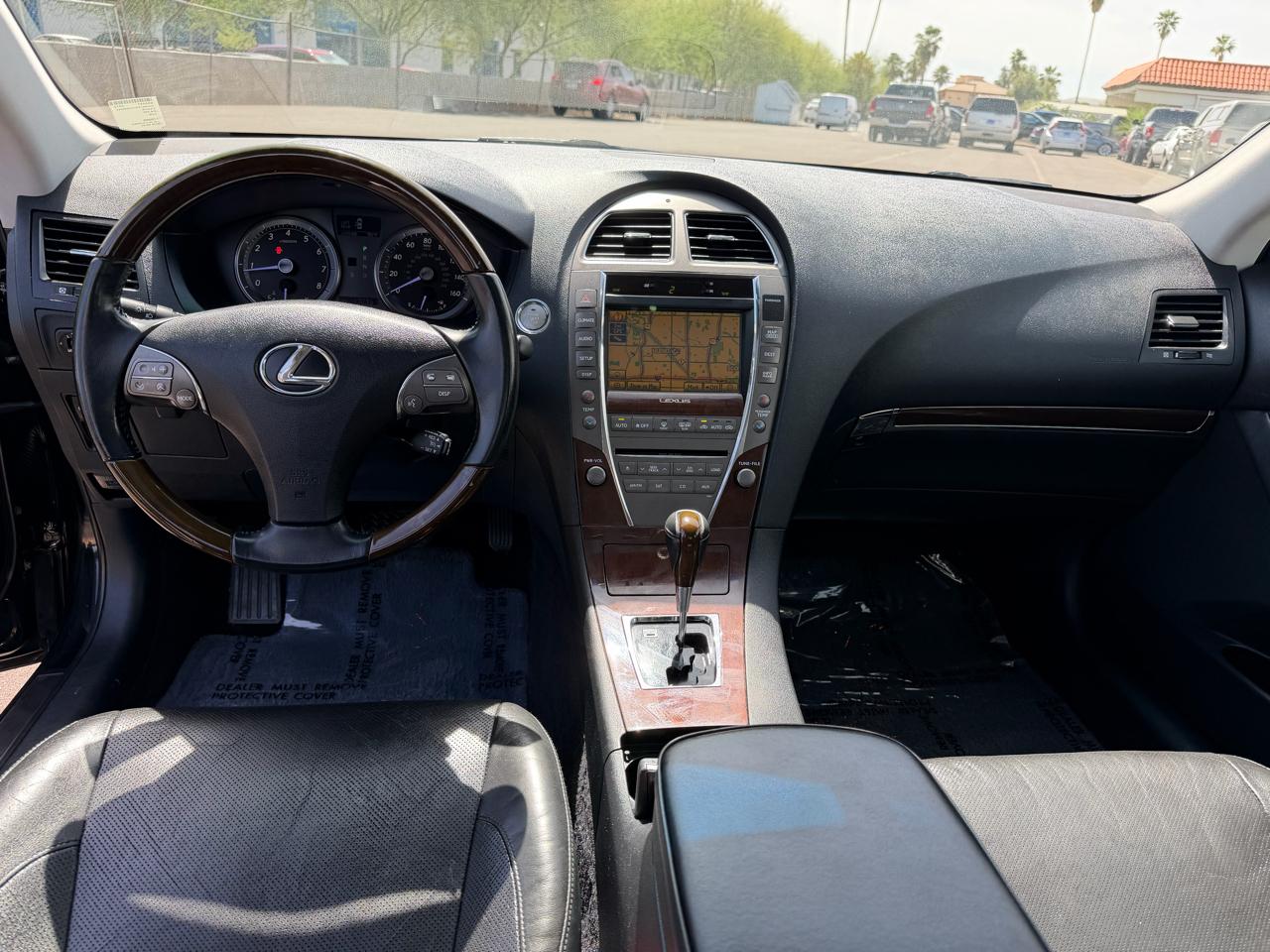 Lexus ES 350 Sedan 2012