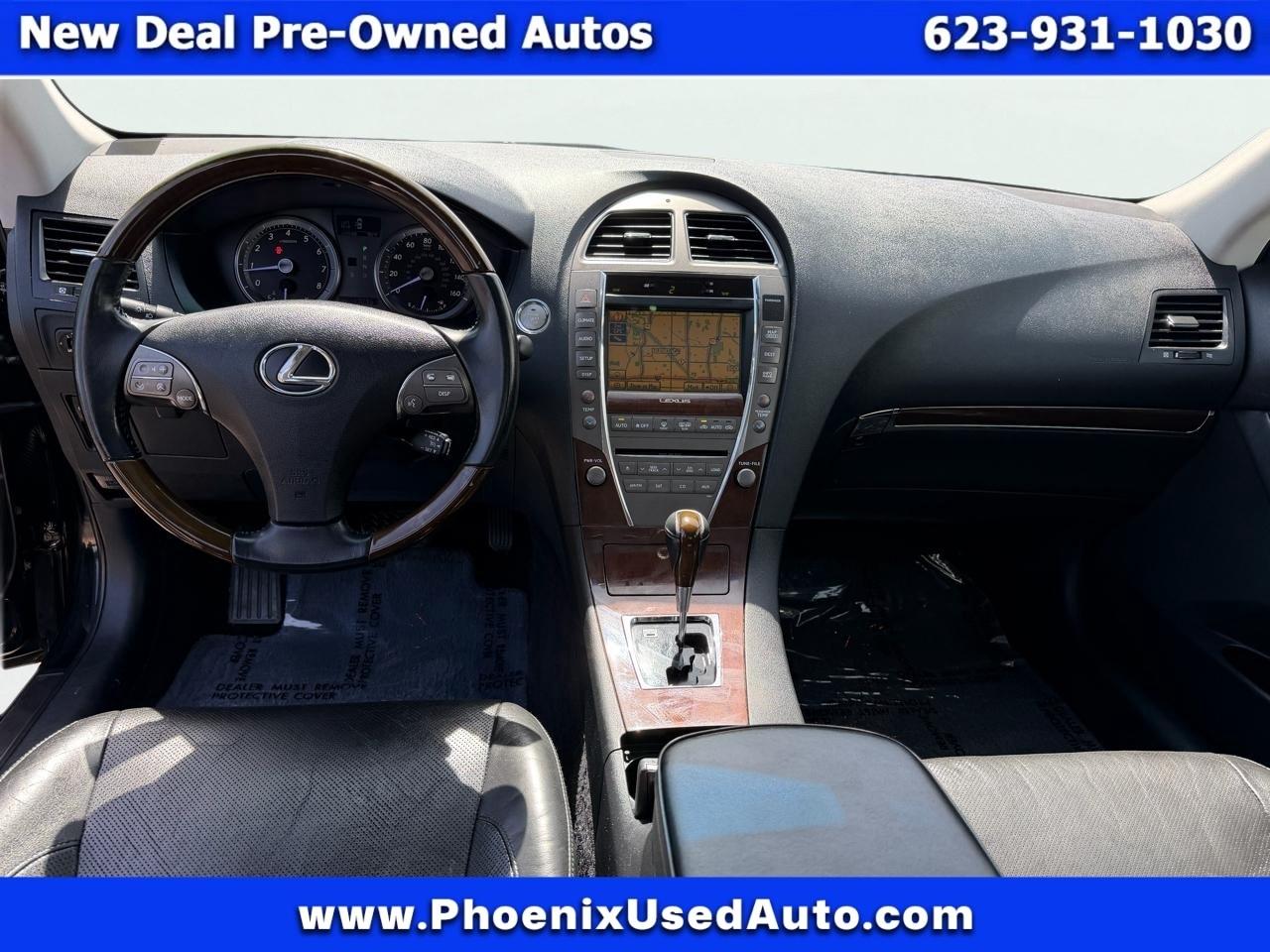 Lexus ES 350 Sedan 2012