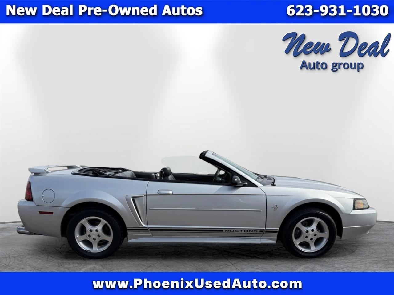Ford Mustang Deluxe Convertible 2001