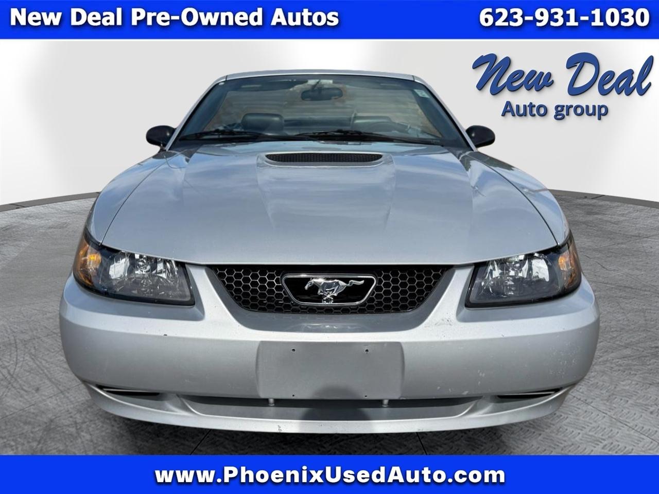 Ford Mustang Deluxe Convertible 2001