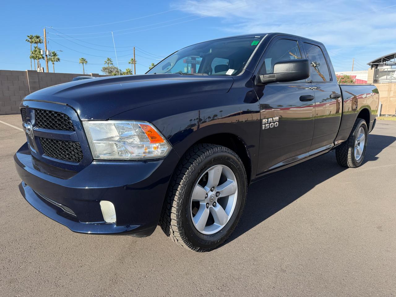 RAM 1500 2WD Crew Cab 140.5" Express 2016