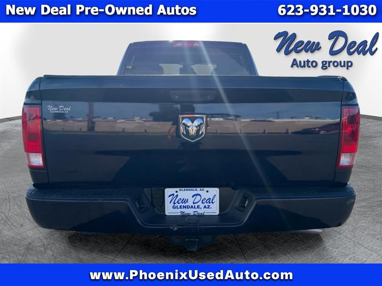 RAM 1500 2WD Crew Cab 140.5" Express 2016