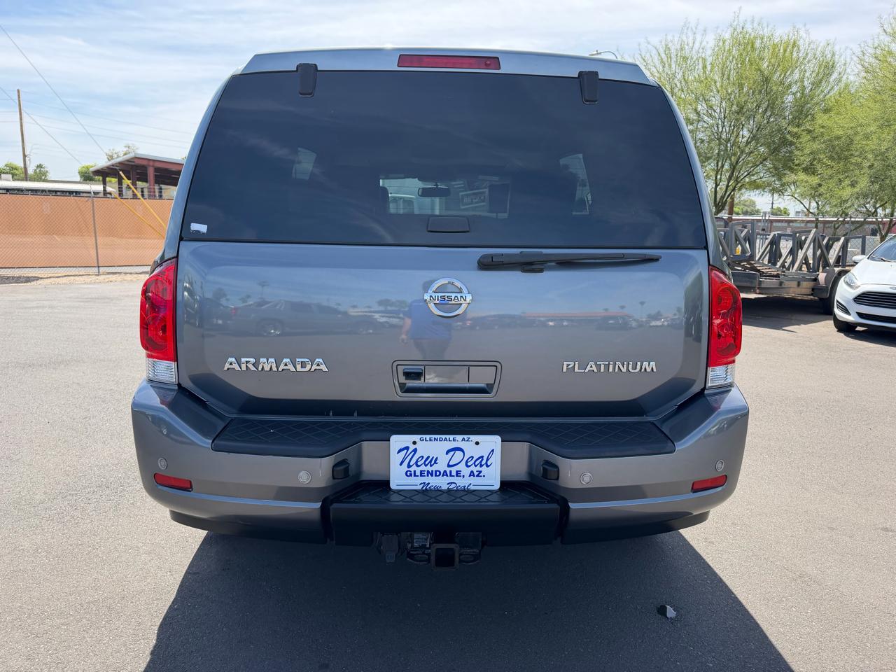 Nissan Armada Platinum 4WD 2015