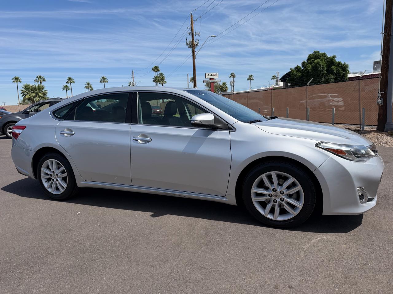 Toyota Avalon XLE 2013