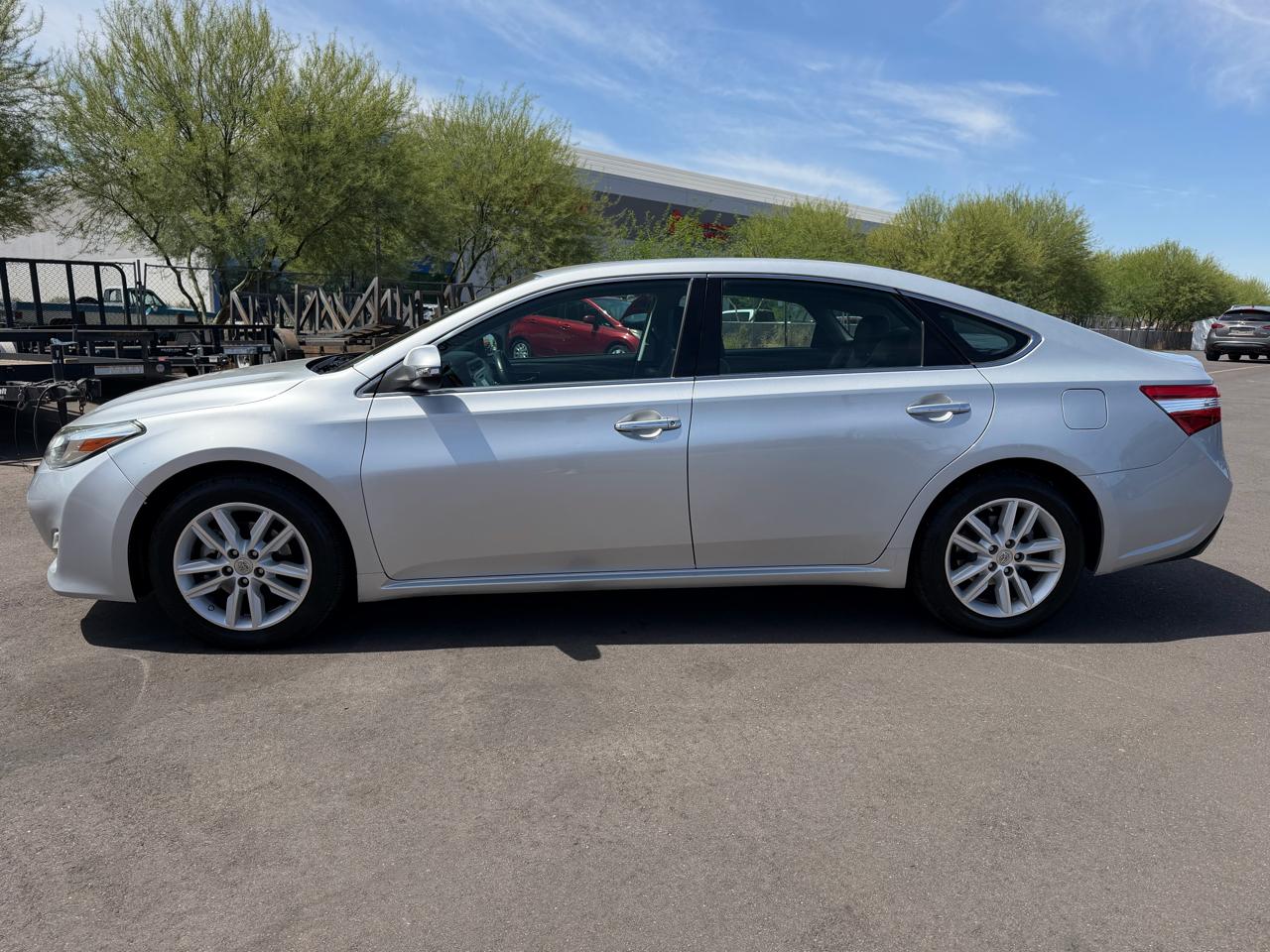 Toyota Avalon XLE 2013