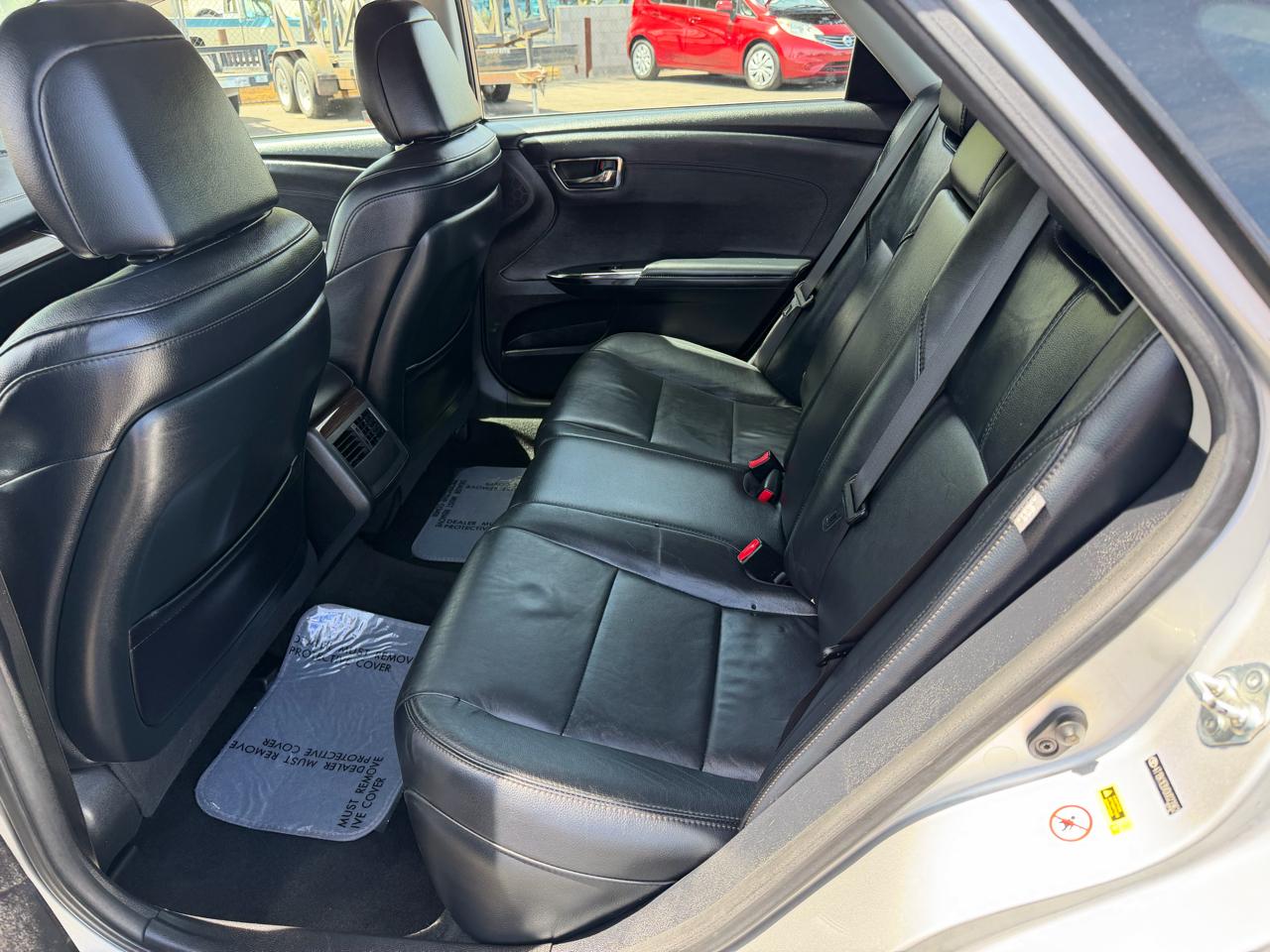 Toyota Avalon XLE 2013