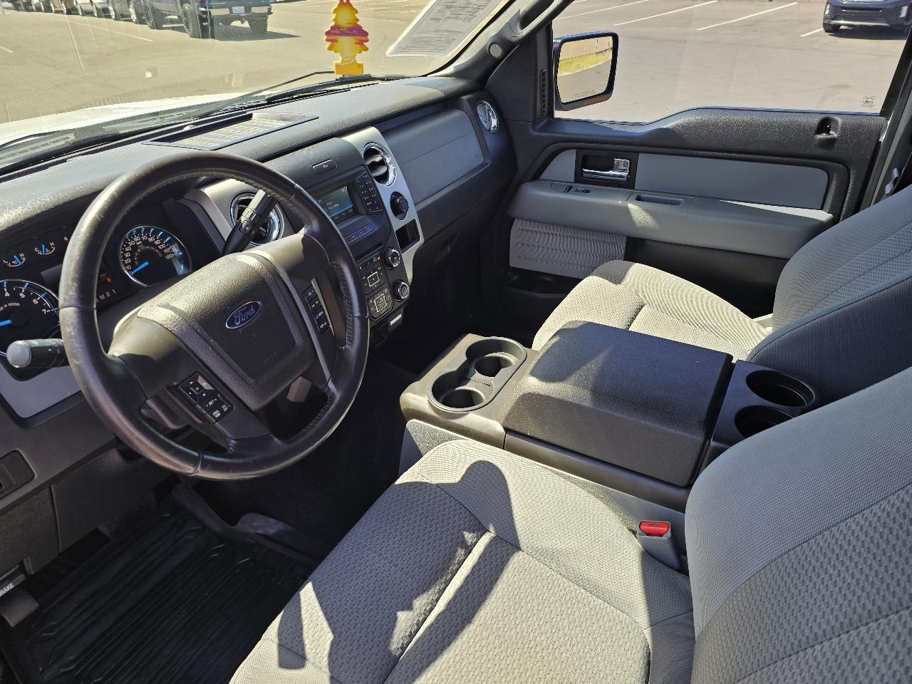 Ford F-150 XLT SuperCrew 4WD 2014