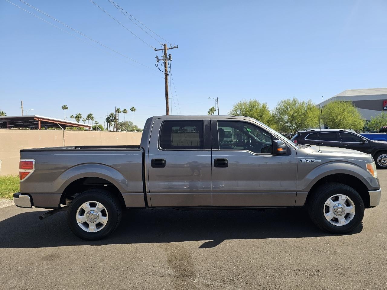 Ford F-150 XLT SuperCrew 2WD 2012