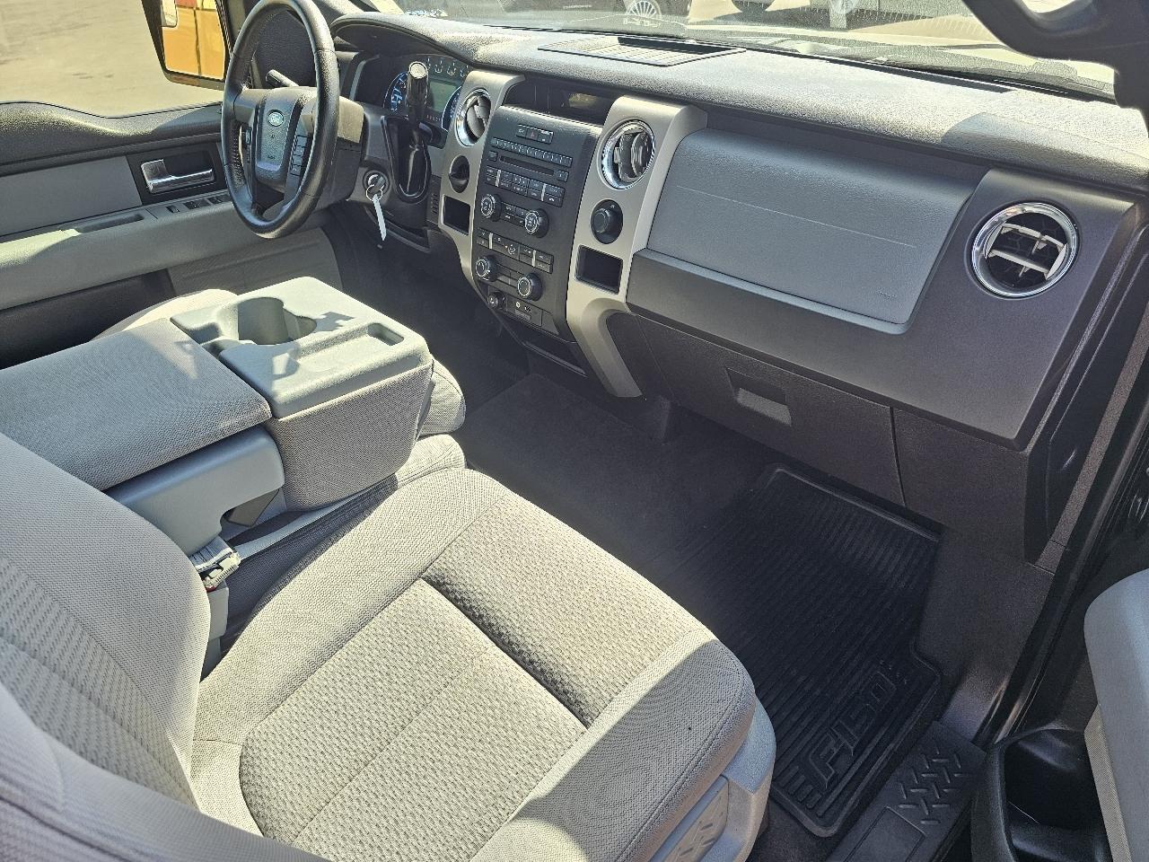 Ford F-150 XLT SuperCrew 2WD 2012