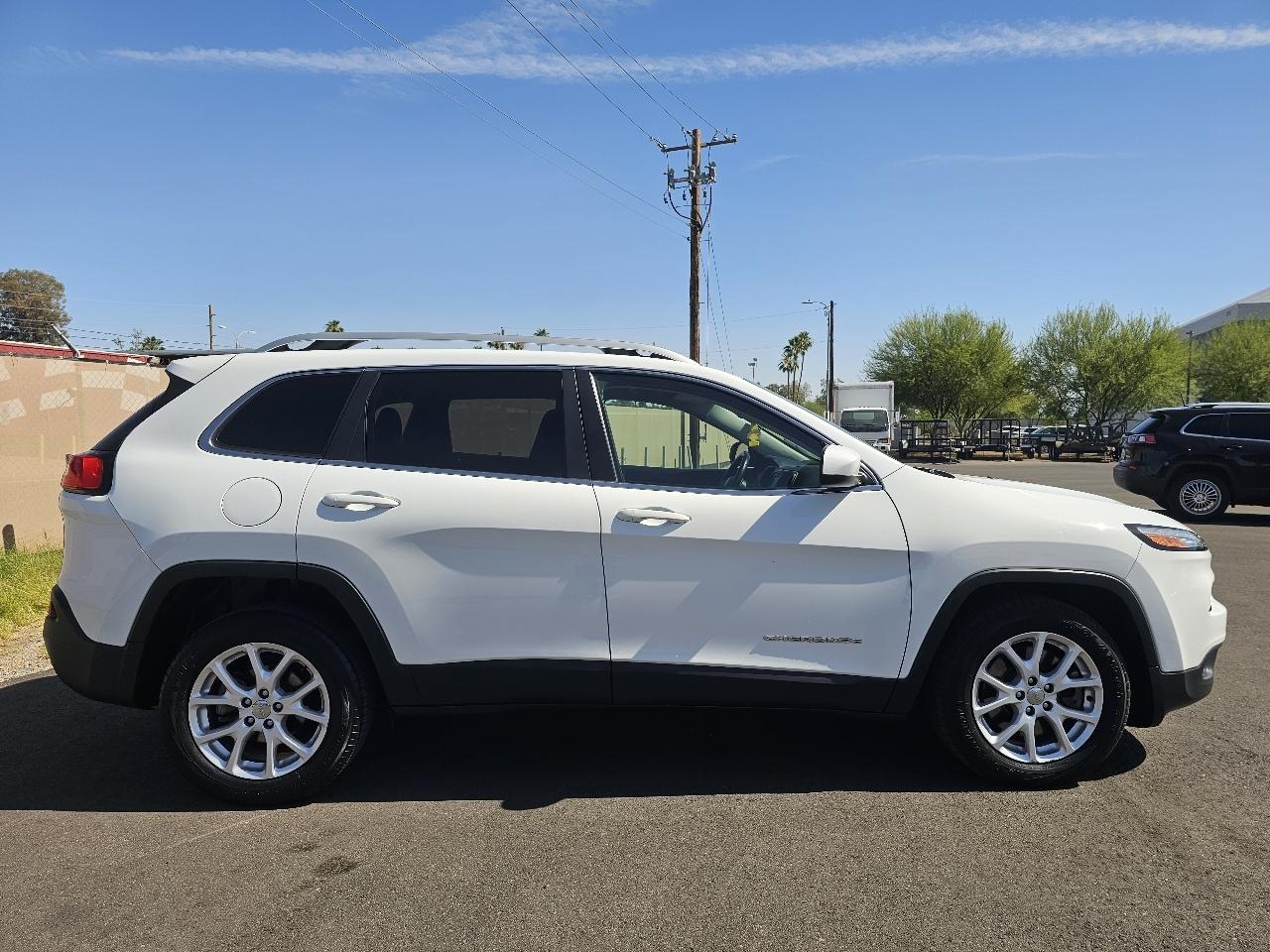Jeep Cherokee Latitude FWD 2016