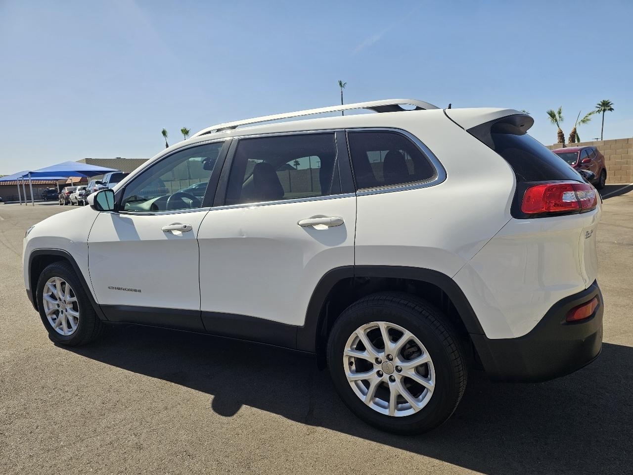 Jeep Cherokee Latitude FWD 2016