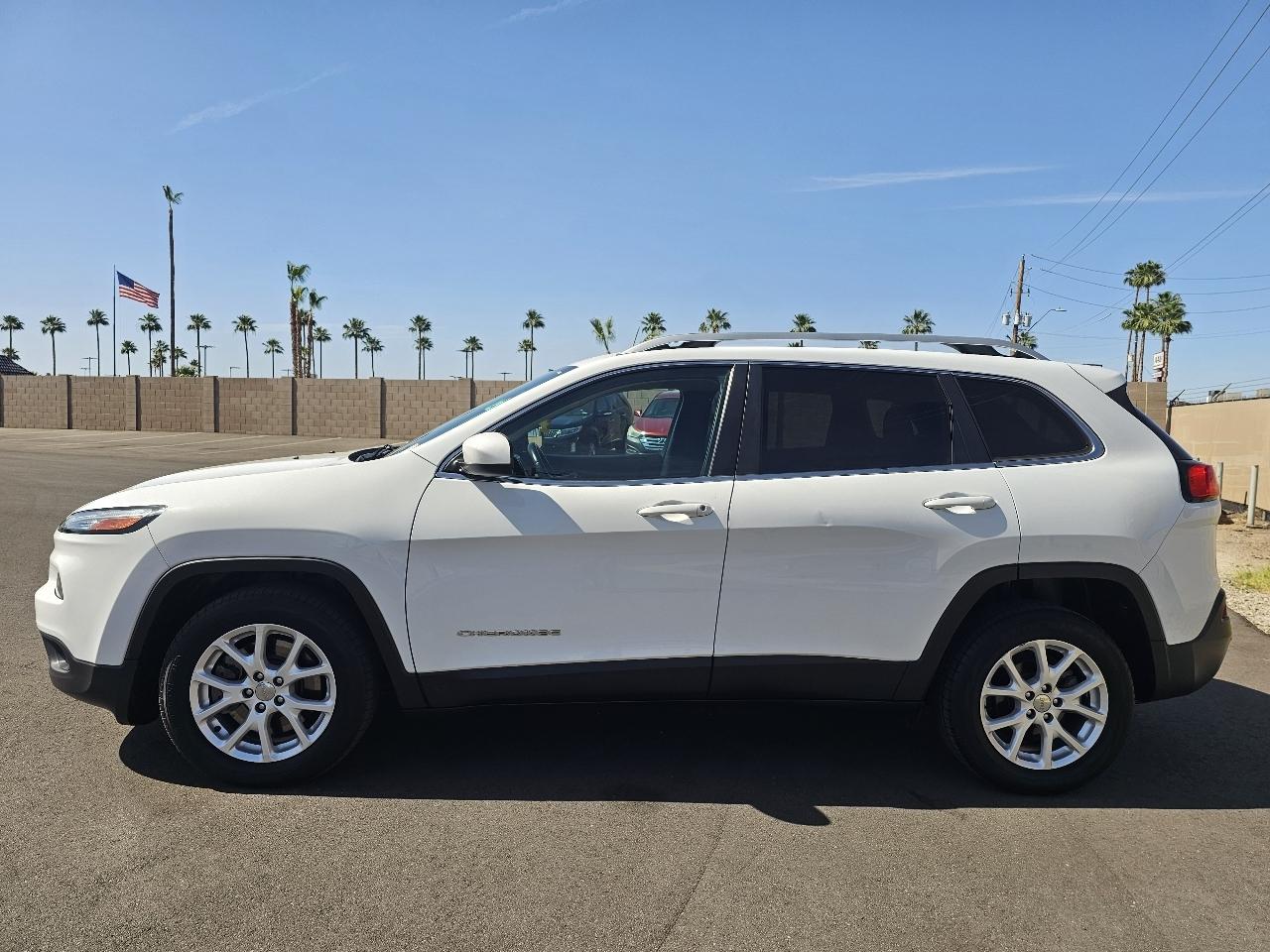 Jeep Cherokee Latitude FWD 2016