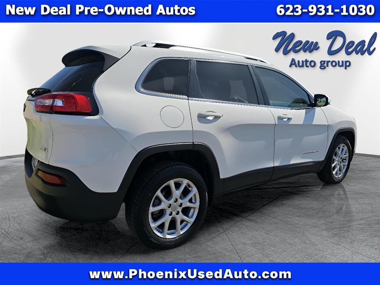 Jeep Cherokee Latitude FWD 2016