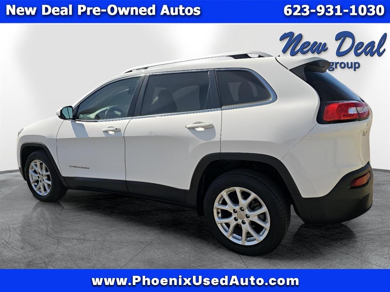 Jeep Cherokee Latitude FWD 2016